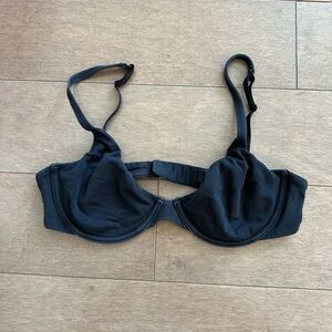 Skims t-shirt bra